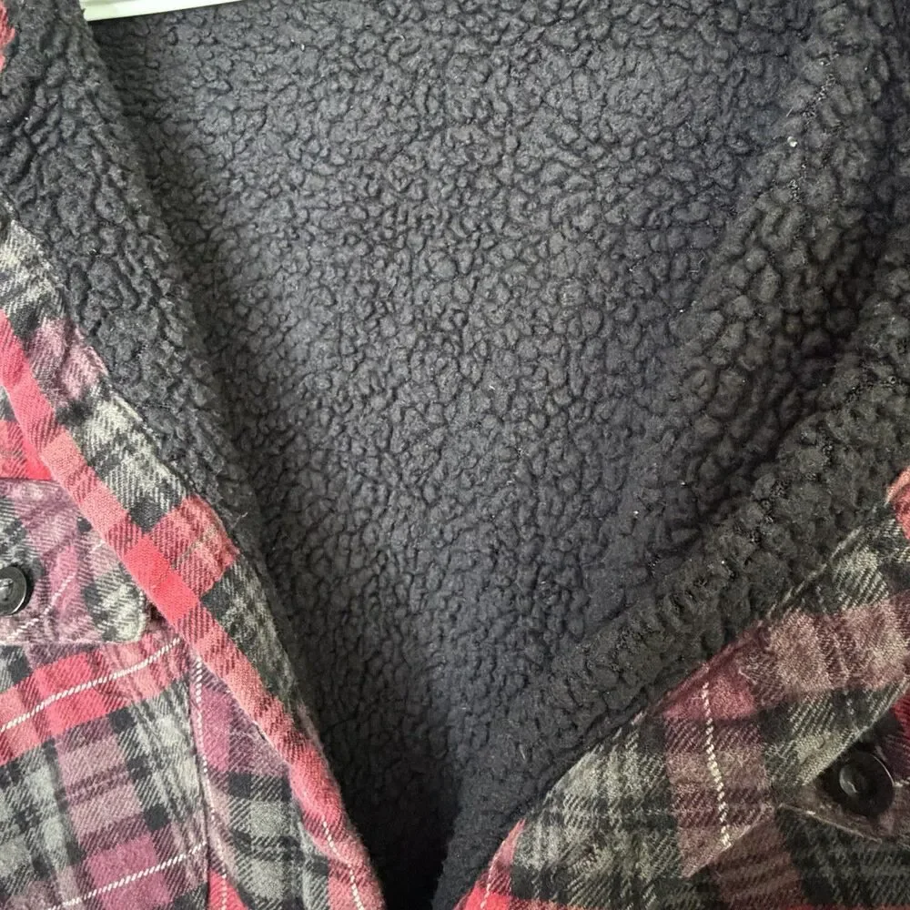 DC Shoes Sherpa Lined Flannel Jacket Plaid Red Gray Button Up Men’s XL